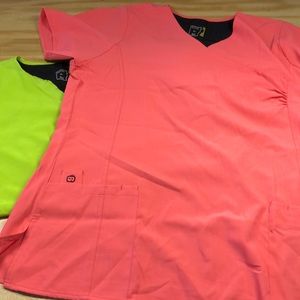 Wonderwink Easy Fit woman’s XL scrub tops